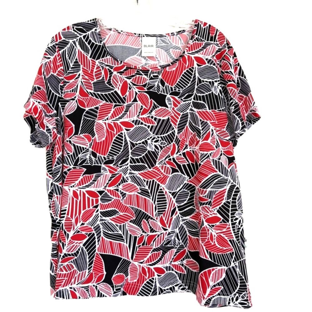 Blair Red Black White Leaf Print Short Sleeve Top Size L Women's Blouse